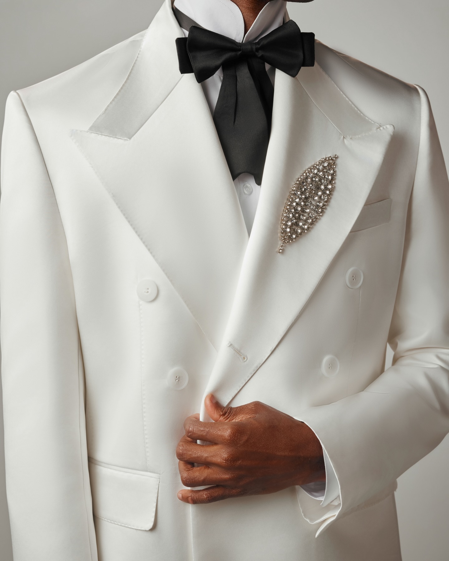 Traje de Hombre Blanco de 2 Pi - Formal Wear For Men Black Suit reseña y precio